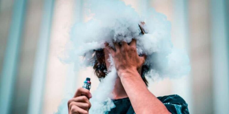 Cloud Chasing on 0%: VG/PG Basics and Settings for Thick Vapor